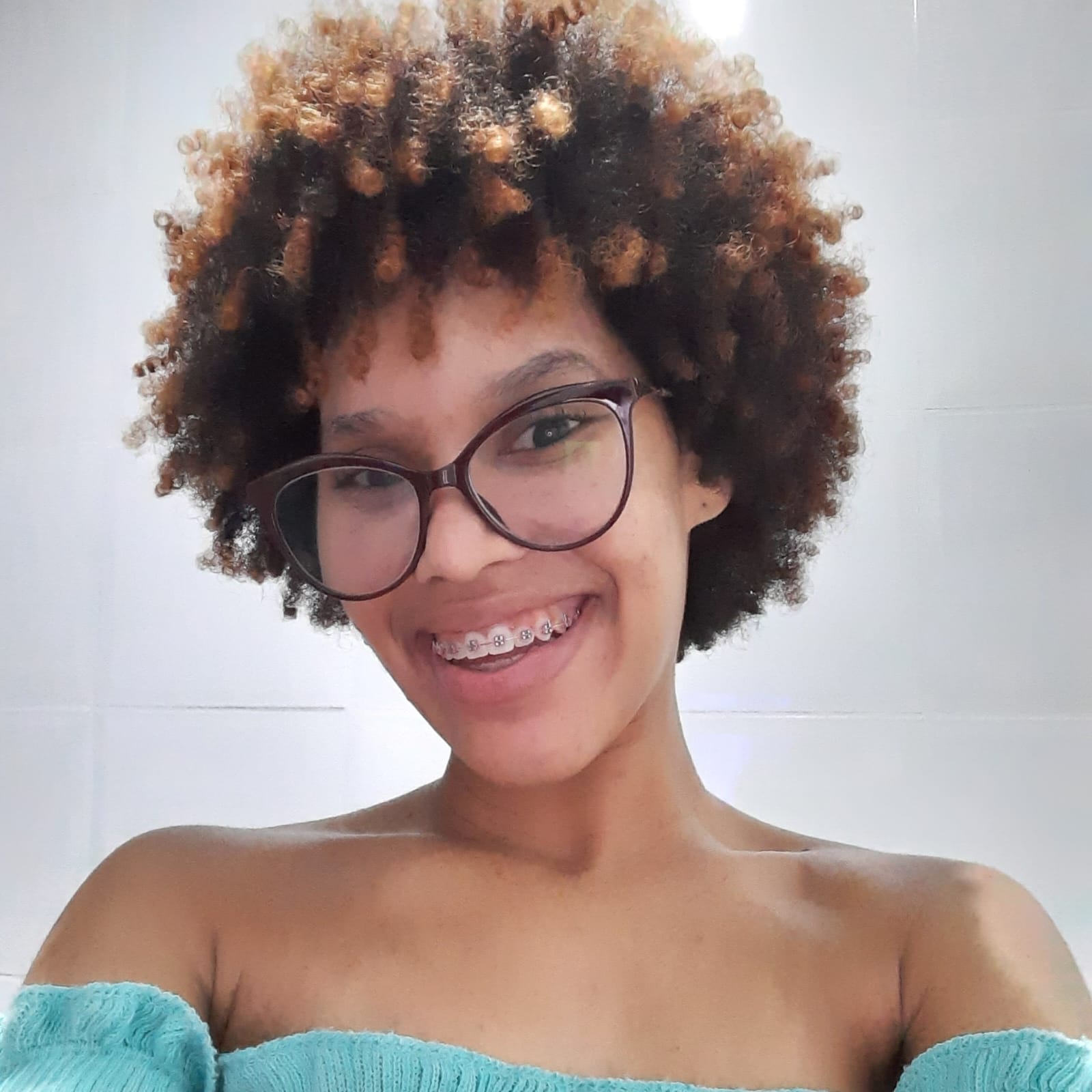 Maria Vitória (Mavi) Braga